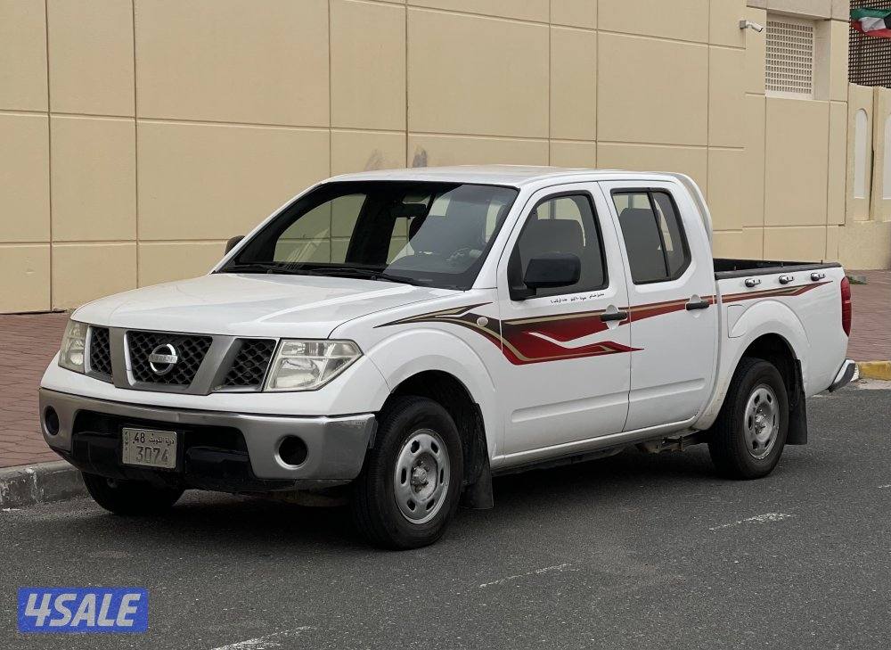 للبيع وانيت نافارا موديل 2009 قير عادي شرط الفحص0