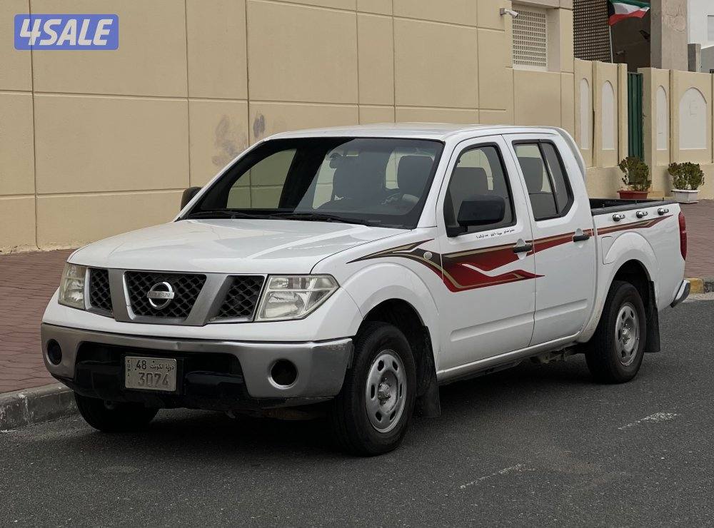 للبيع وانيت نافارا موديل 2009 قير عادي شرط الفحص1