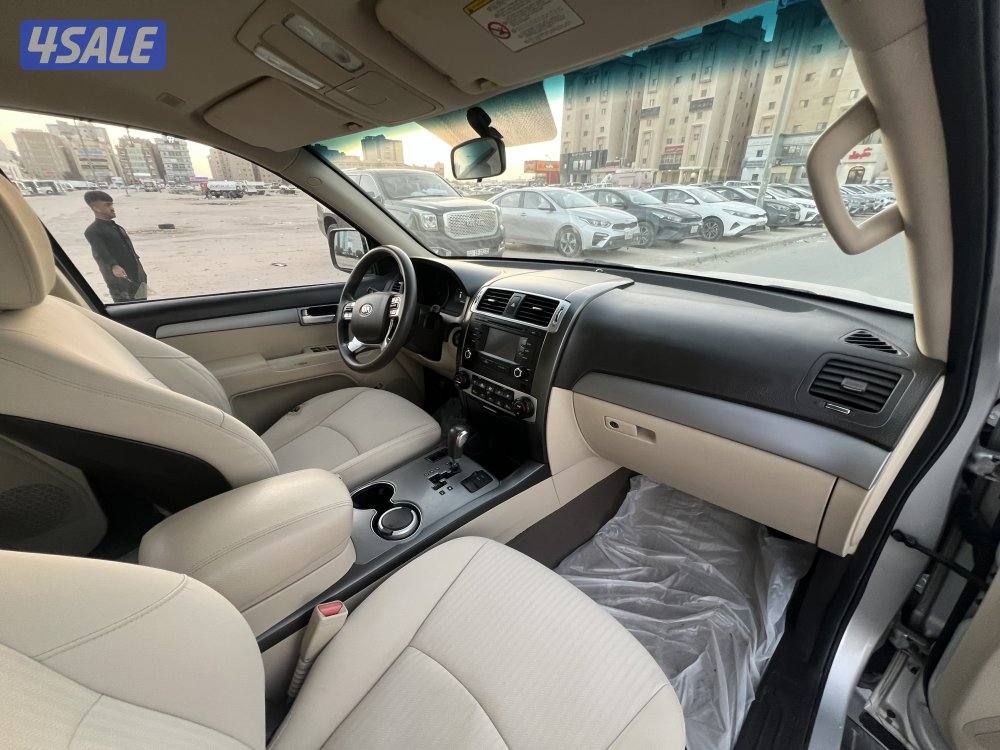 كيا موهافي - 3 مقاعد - موديل 20174