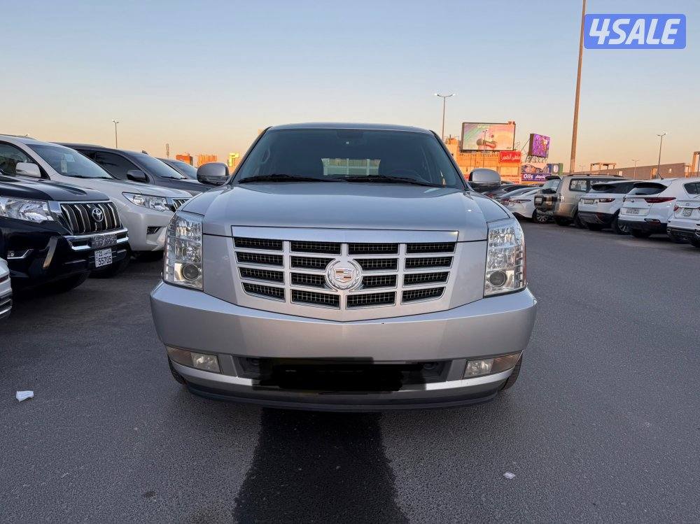 اسكاليد 2012 صبغ الوكالة ماشي 1900