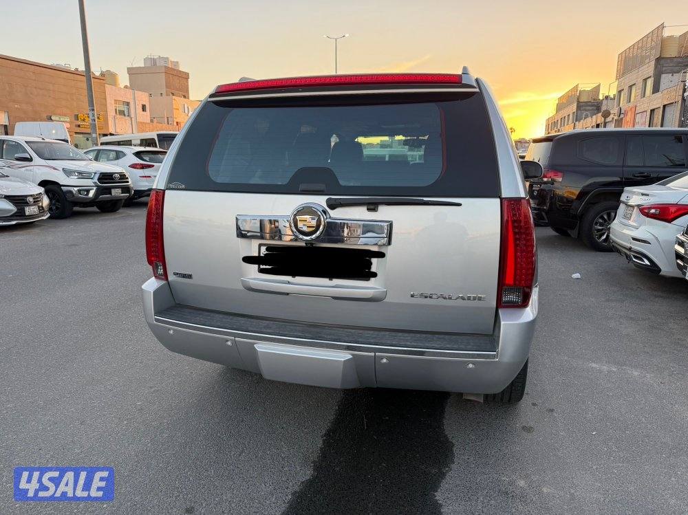 اسكاليد 2012 صبغ الوكالة ماشي 1906