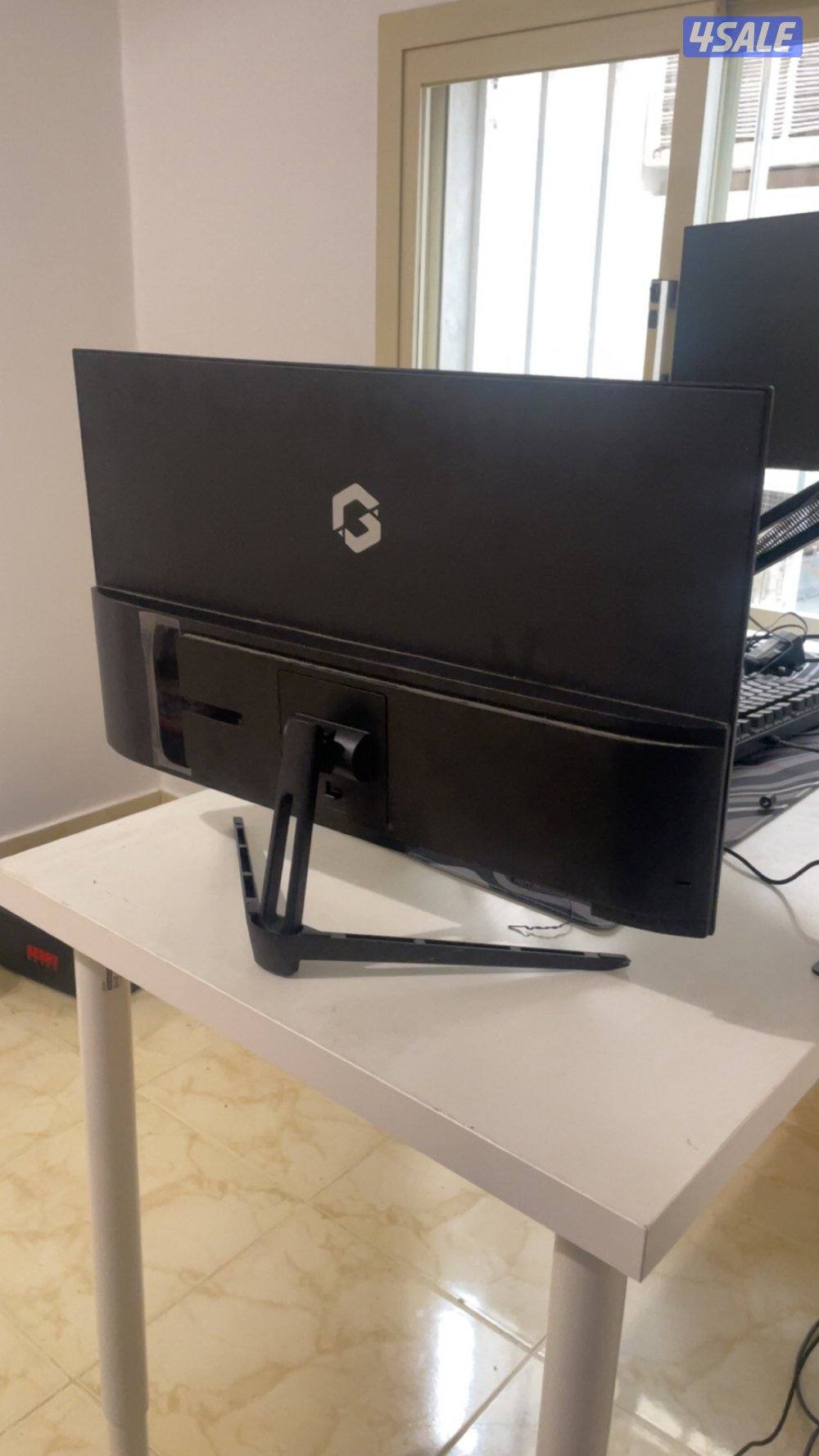 للبيع شاشتين قيمنق نضيفات2