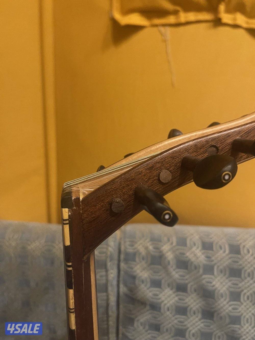 عود شرقي فخم معاه جنطه حافظه6