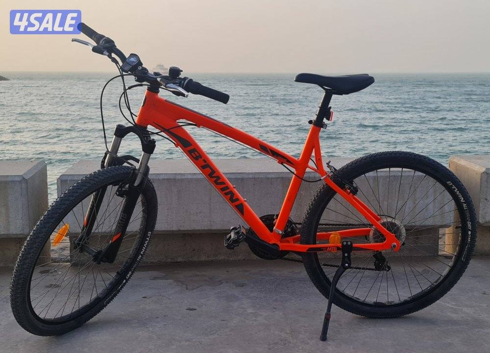 B-Twin cycle Size M Excellent Cond     حاله ممتازهMدراجه بي توين مقاس5