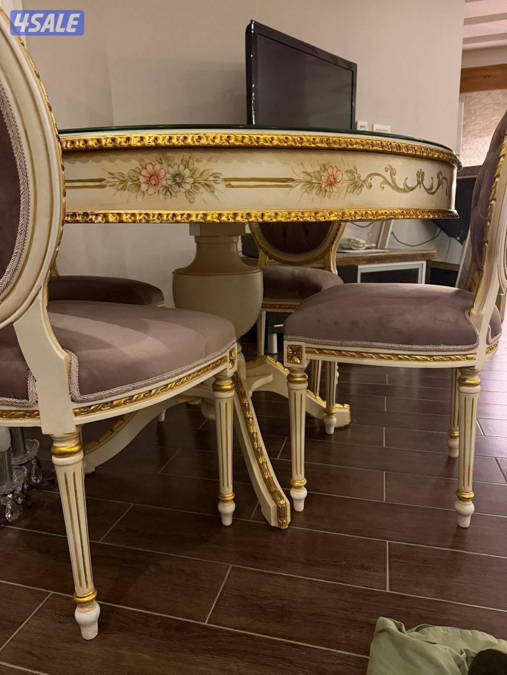 طاولة طعام كلاسيك فاخر (خشب زان أصلي) – قطر 1201