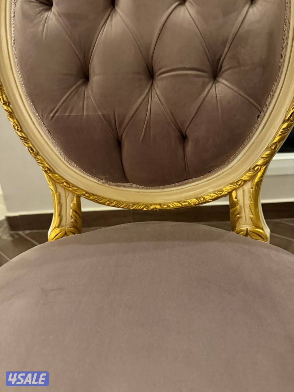 طاولة طعام كلاسيك فاخر (خشب زان أصلي) – قطر 12010