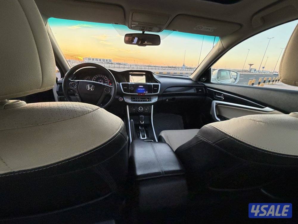 هوندا اكورد موديل 20157