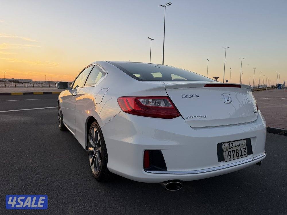 هوندا اكورد موديل 20159