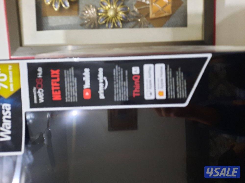 تلفزيون ٧٠ بوصه ٤k سمارت له كفاله على جميع اغراضه من الغانم لمدة سنه0