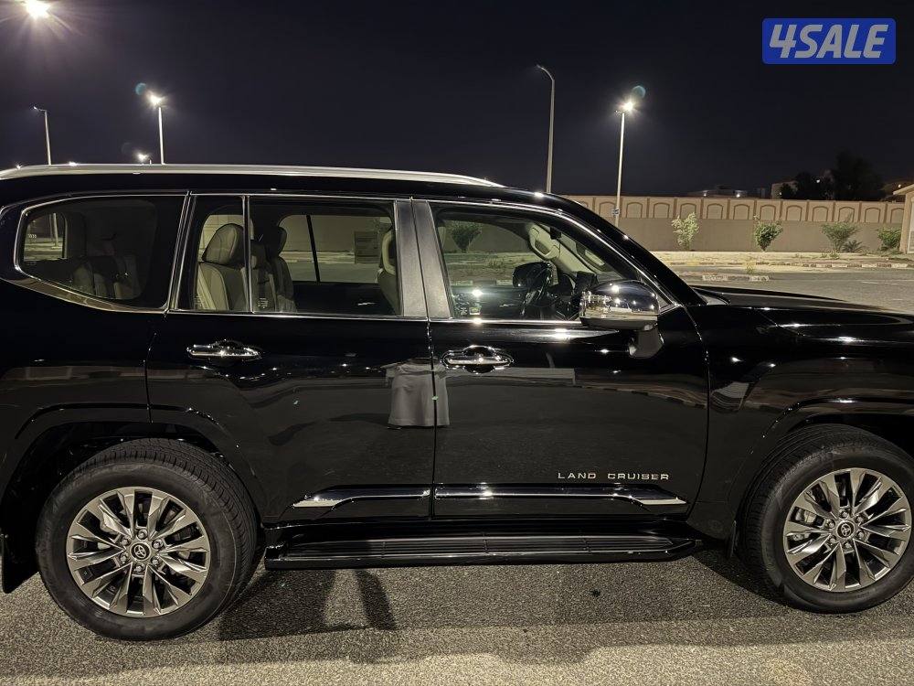 للبيع لاندكروزر ايرو اس 2022 بدون تيربو4