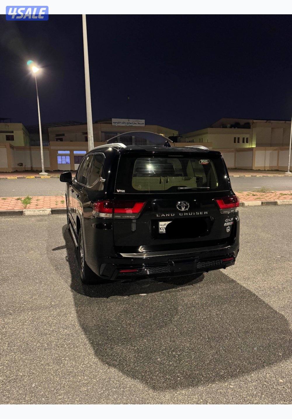 للبيع لاندكروزر ايرو اس 2022 بدون تيربو5