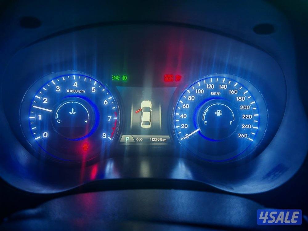 هونداي ازيرا موديل ٢٠١٤ فل ابشن اعلى فئة ماشي ١١٣ الف كيلو4