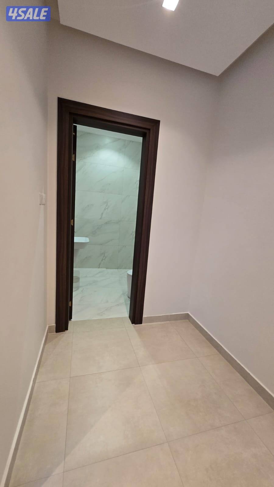 فرصه لاتعوض للمعاريس او طفلين عالأكثر.. للإيجار شقة فخمه بجنوب عبدالله9