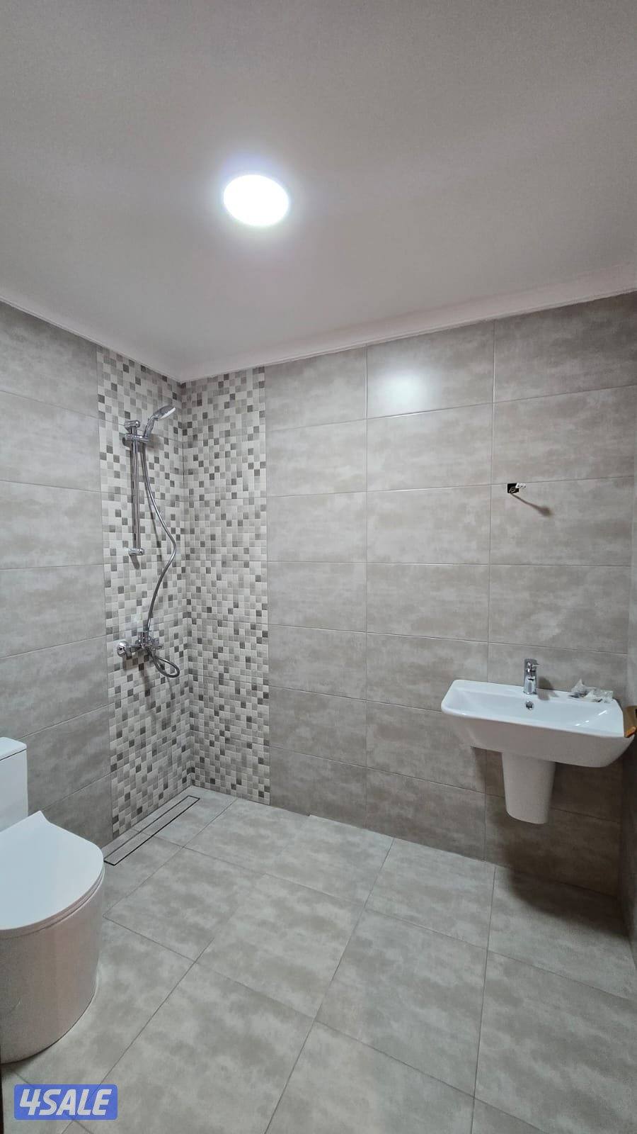 فرصه لاتعوض للمعاريس او طفلين عالأكثر.. للإيجار شقة فخمه بجنوب عبدالله10