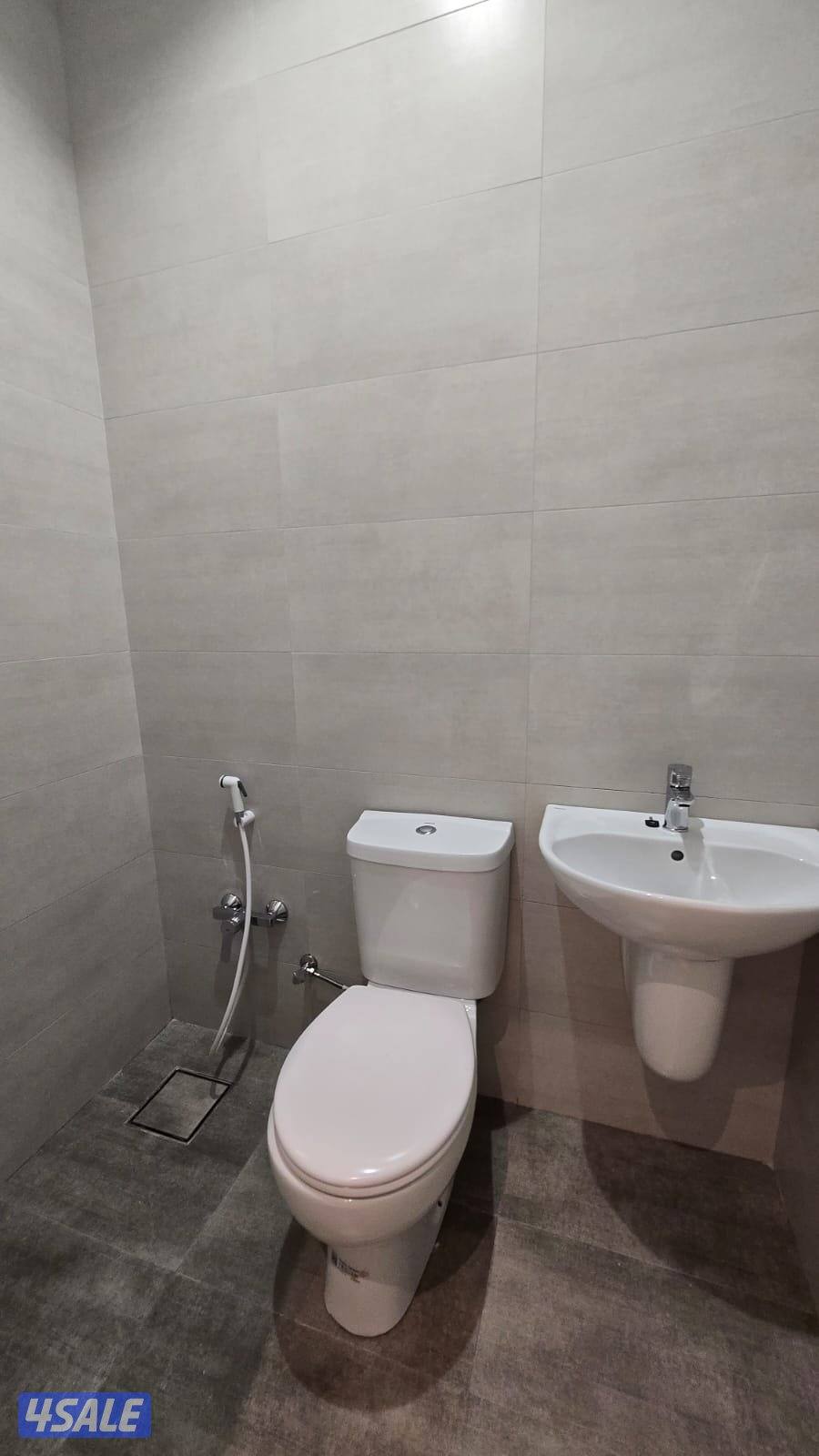 فرصه لاتعوض للمعاريس او طفلين عالأكثر.. للإيجار شقة فخمه بجنوب عبدالله12