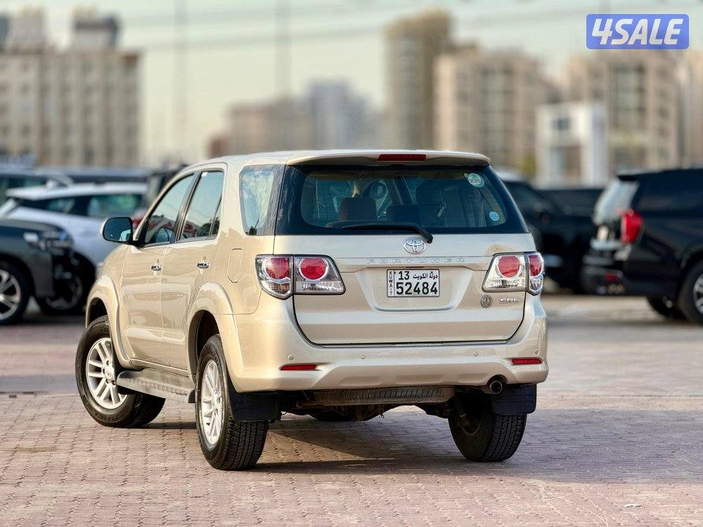 فورتنر مخزن 2015 شرط الفحص5