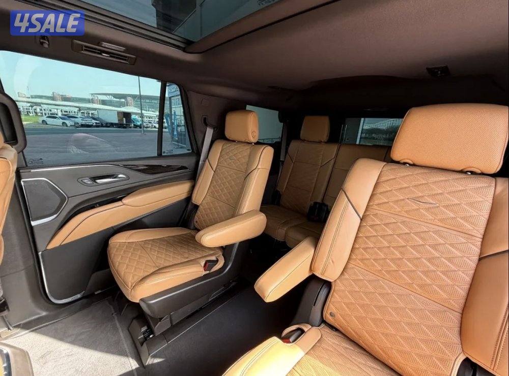 للبيع اسكاليد سبورت 600 بلاك اديشن9