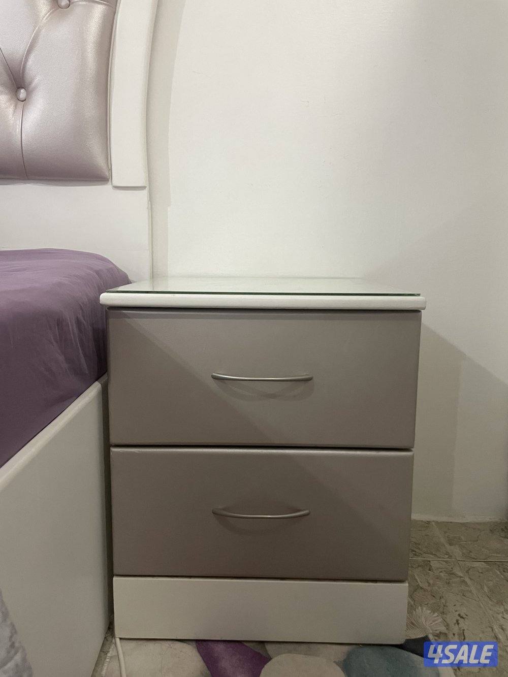 غرفة نوم تفصال للبيع كاملة مع ستارة رول و سجادة للتواصل6