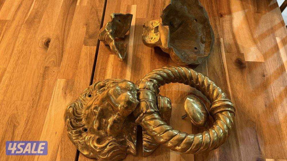 مطقاقه باب نحاس اصفر كامل صب انتيك على شكل اسد0