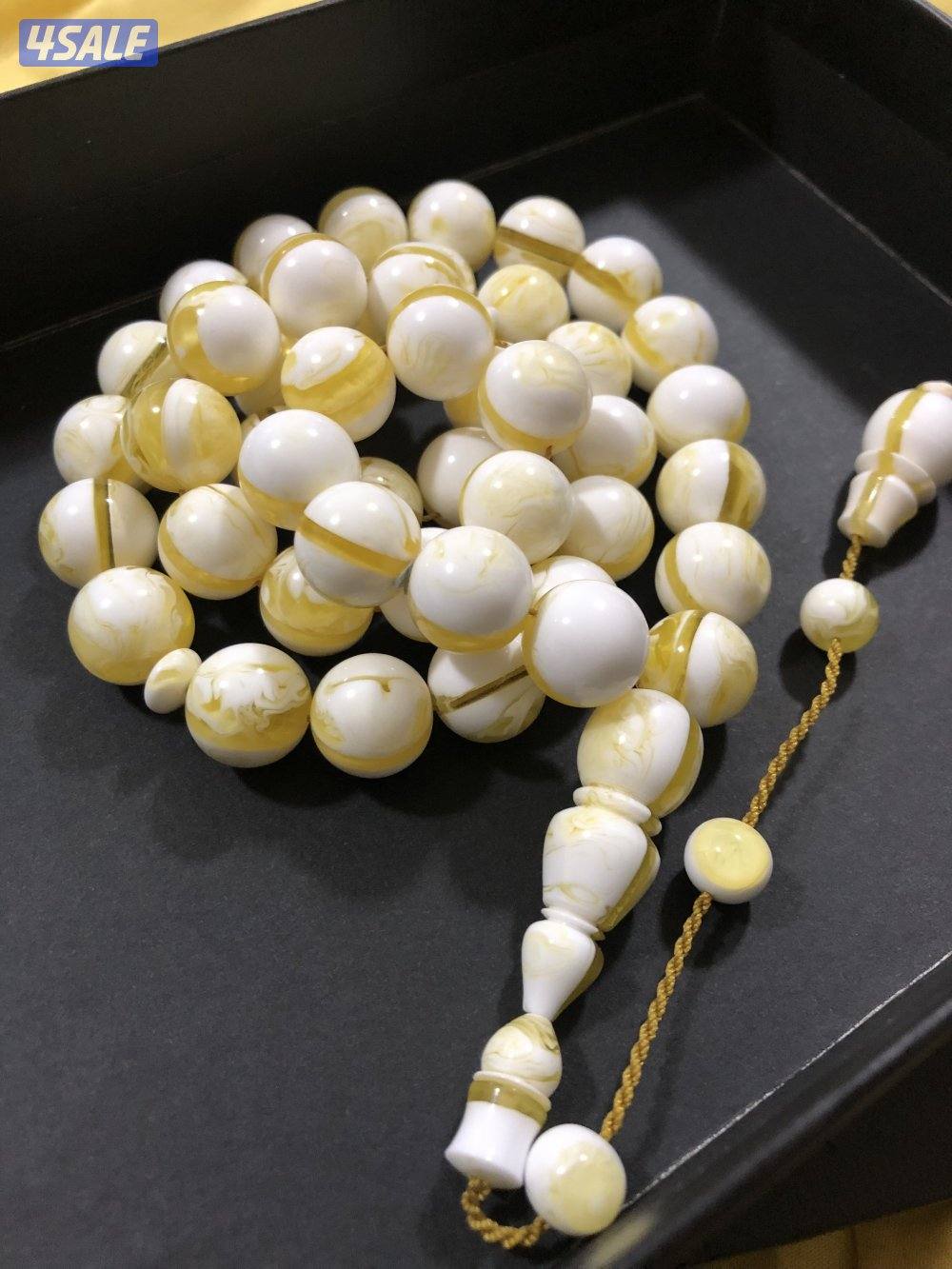 مستكه عدد تنين جميل واحد مملك و التاني شكه3