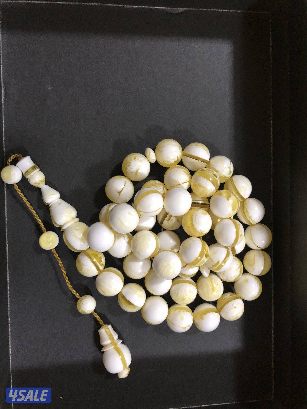 مستكه عدد تنين جميل واحد مملك و التاني شكه6