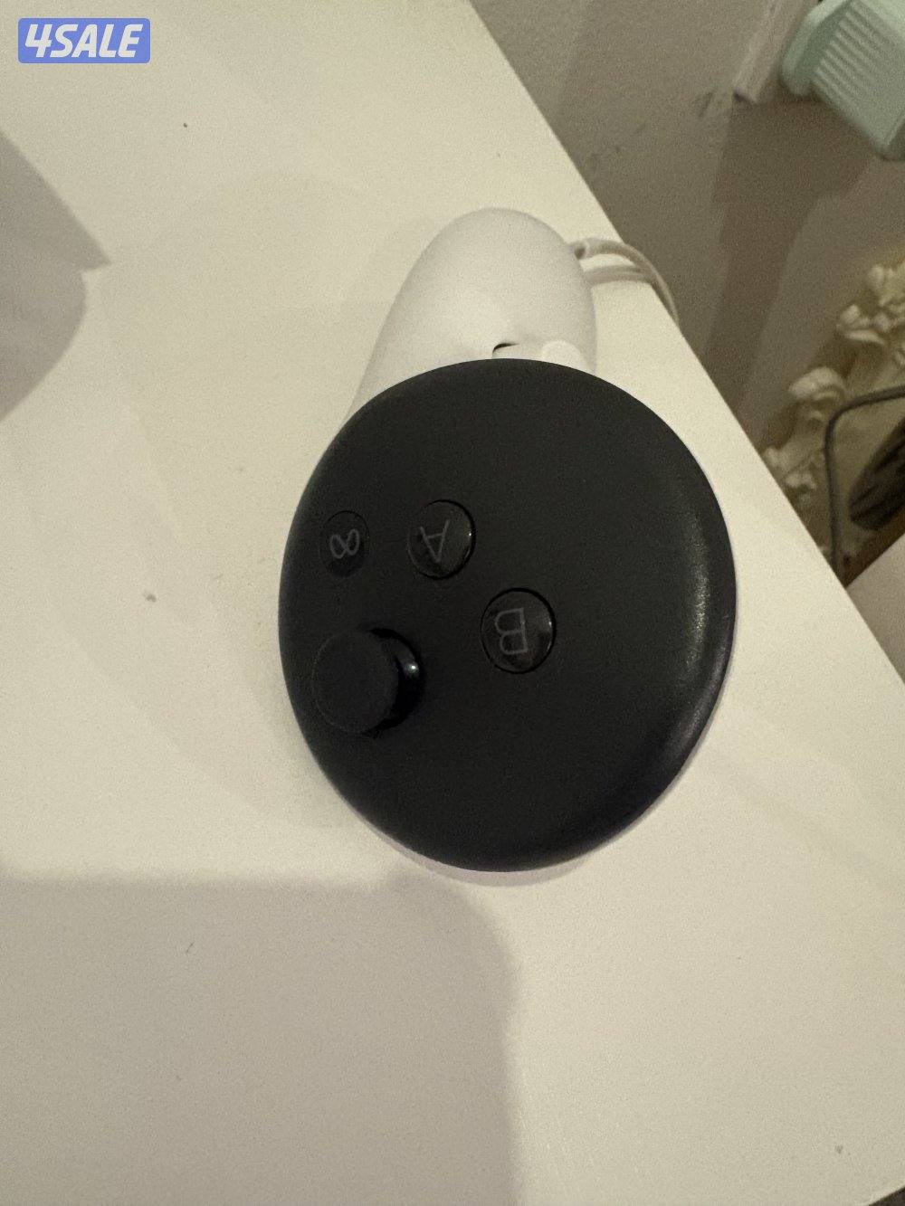 ميتا كويست ٣ مع مية لعبه1