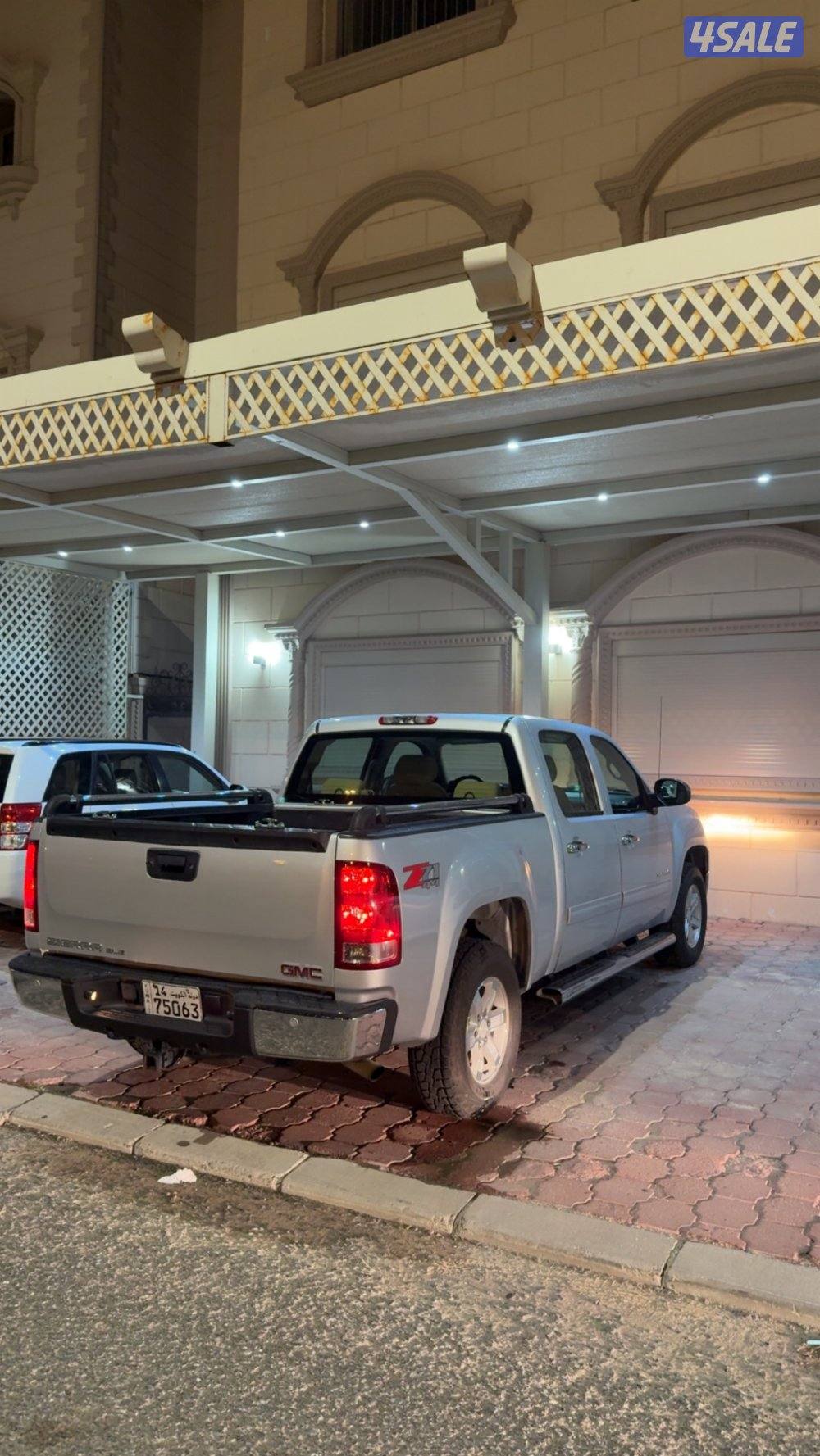 للبيع وانيت سيرا Z717