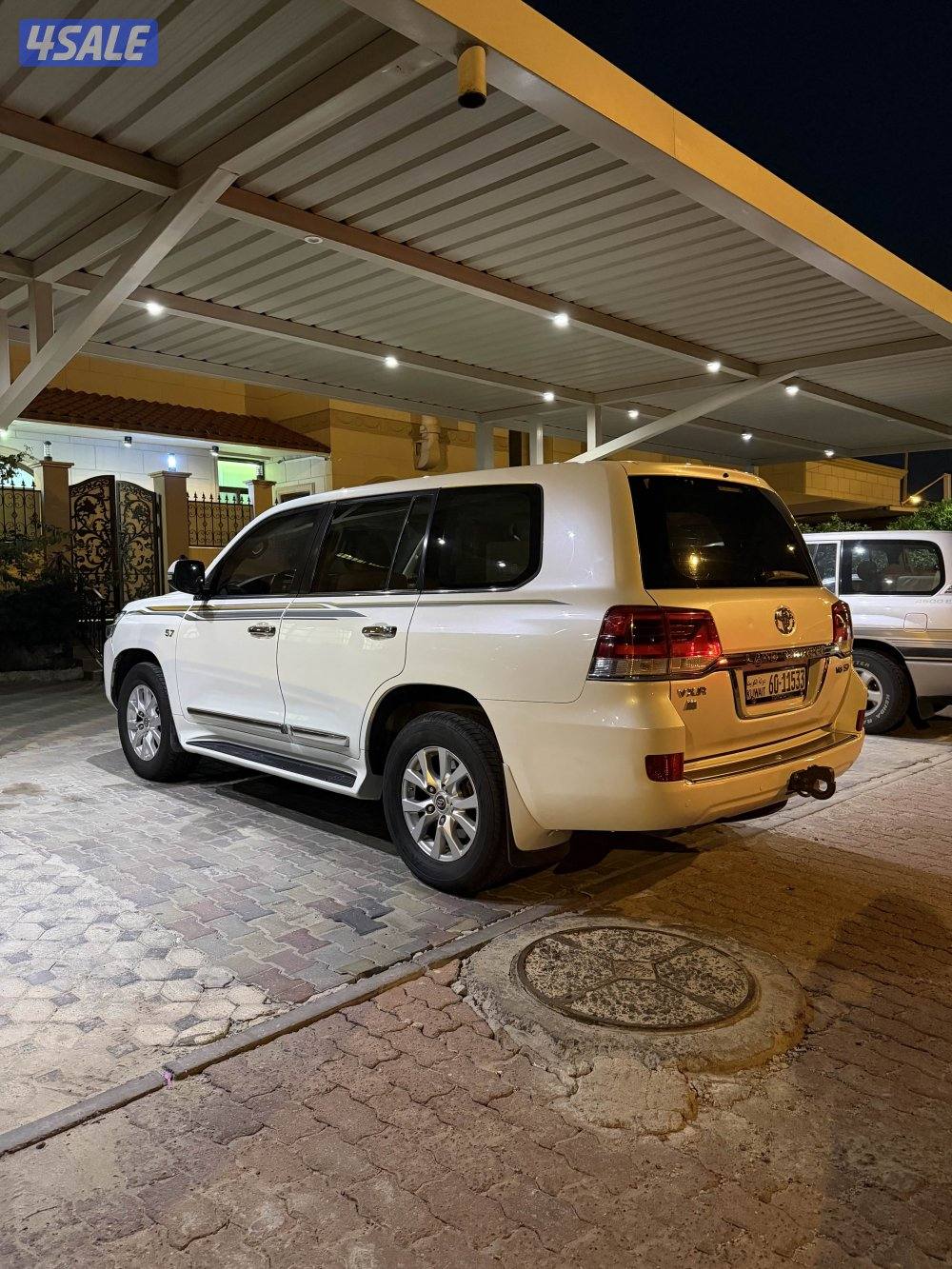 لاند كروزر ٢٠١٧0