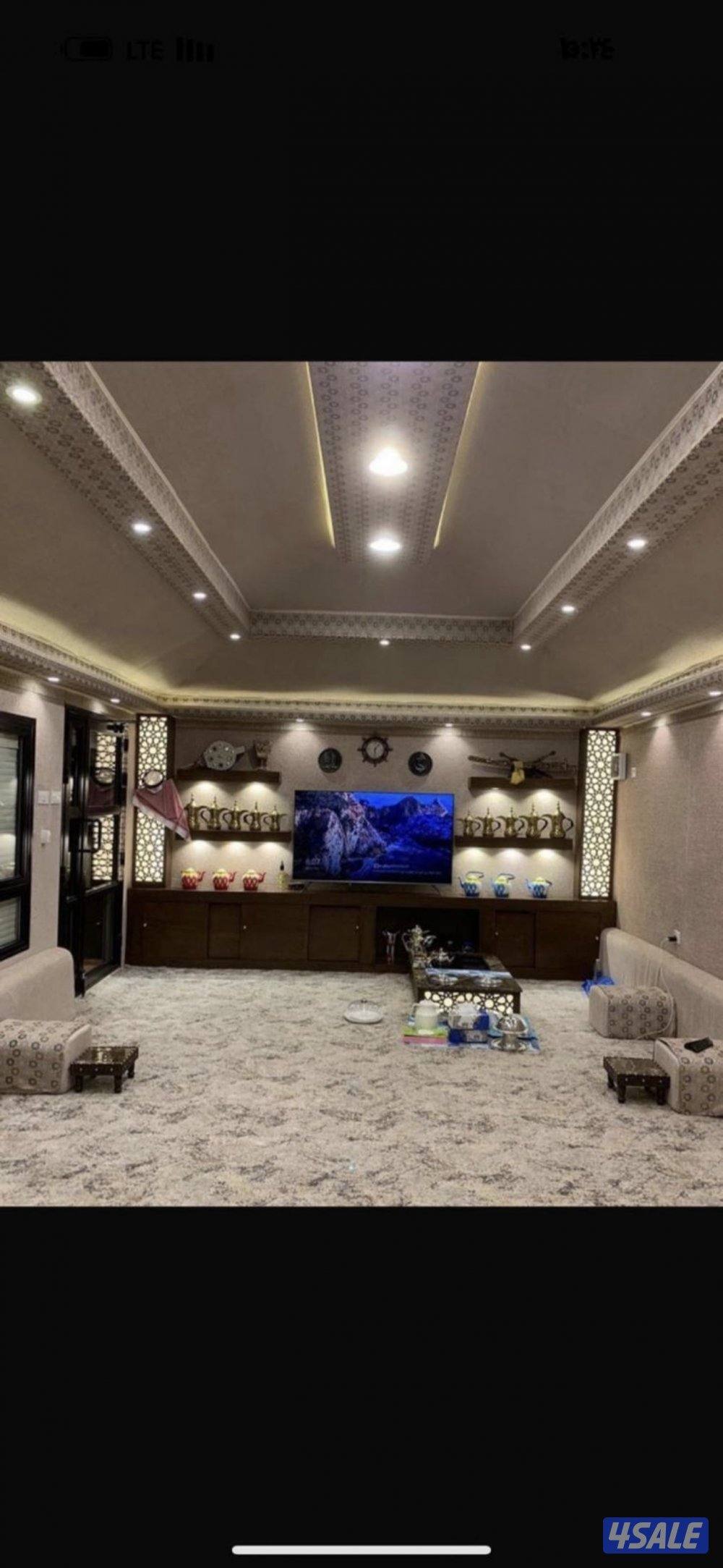 خيام ملكيه خلال يومين تكون جاهزه فقطططططططططط0