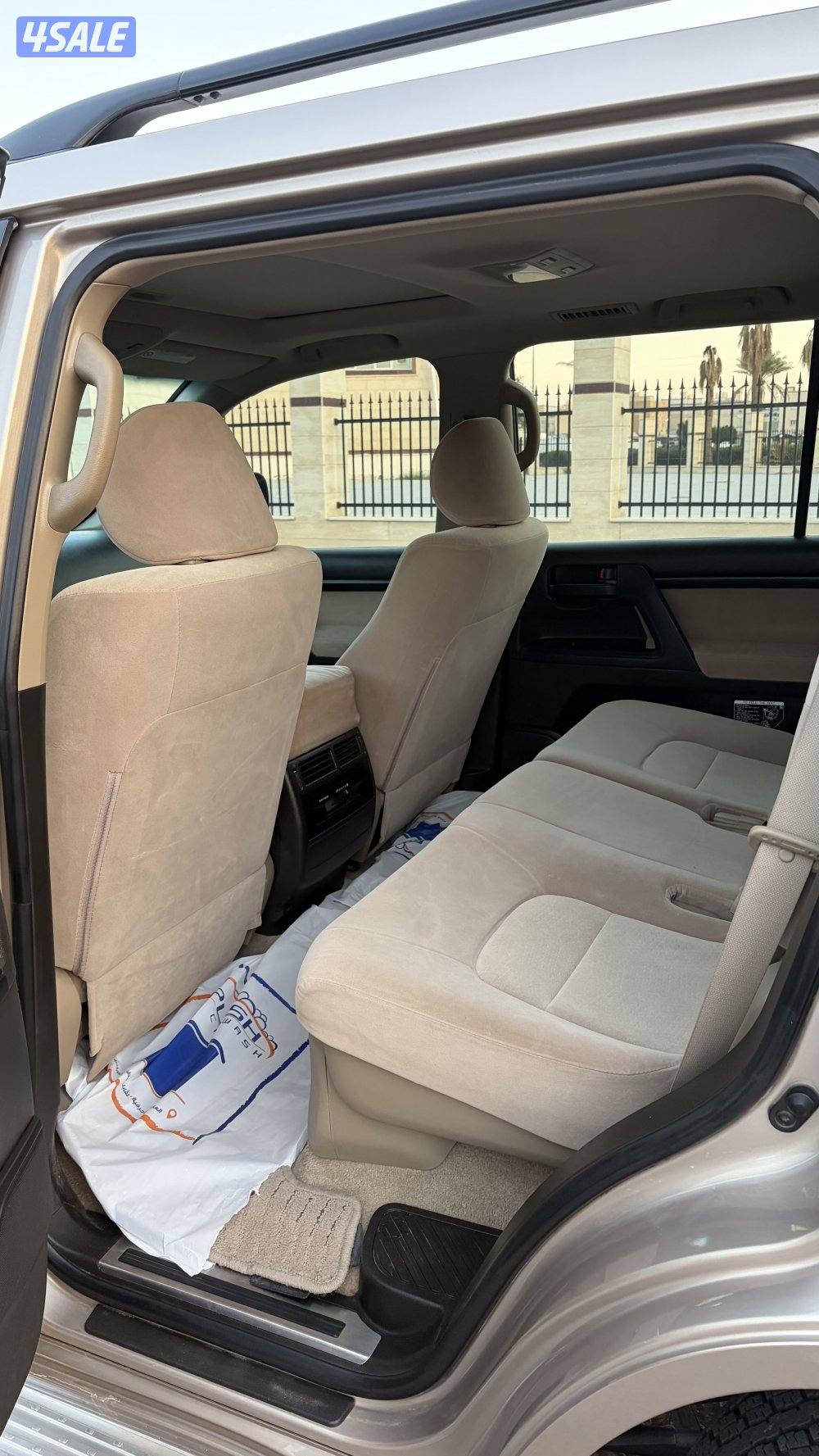 للبيع لاند ٢٠١٠5