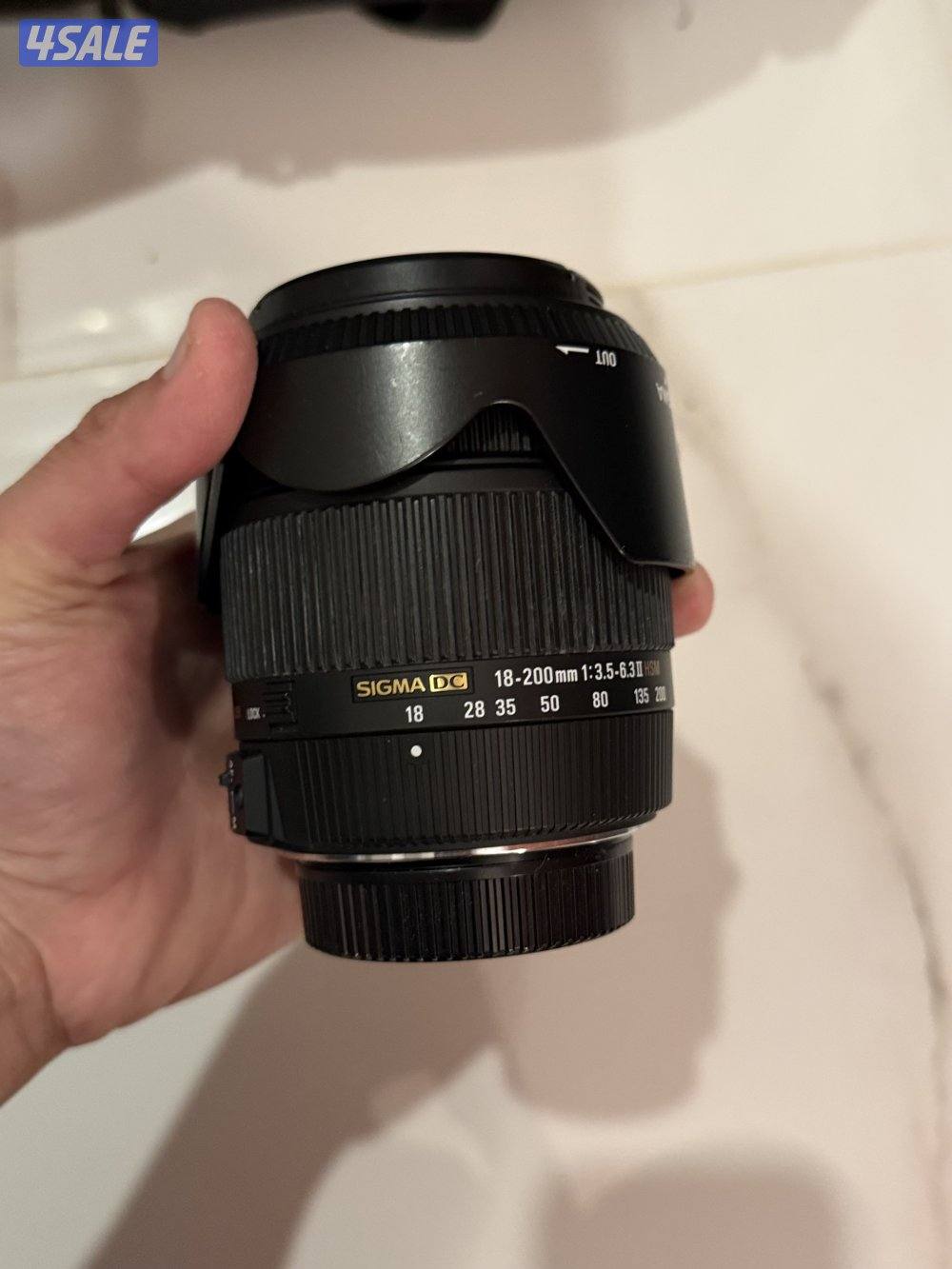 Sigma Lens 18–200mm f/3.5–6.3 - Excellent condition0