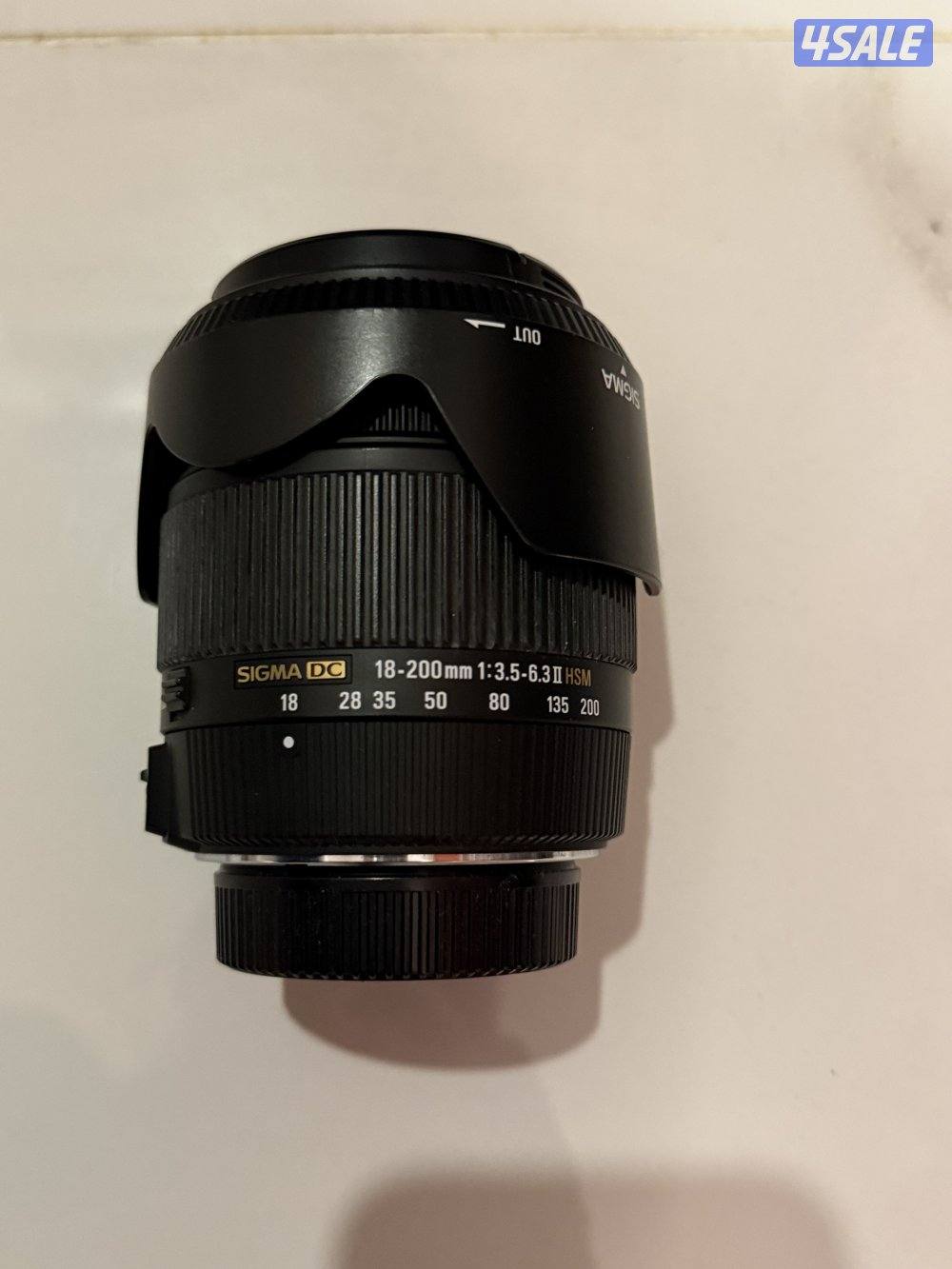 Sigma Lens 18–200mm f/3.5–6.3 - Excellent condition3