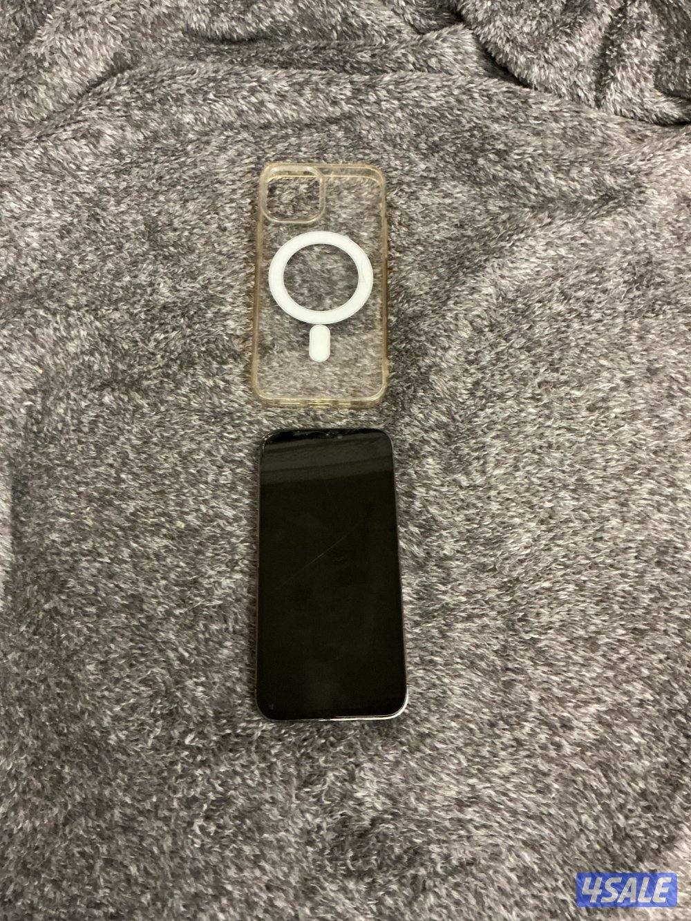 بيعه سريعه  استعمال خفيف  آيفون ١٢ برو0