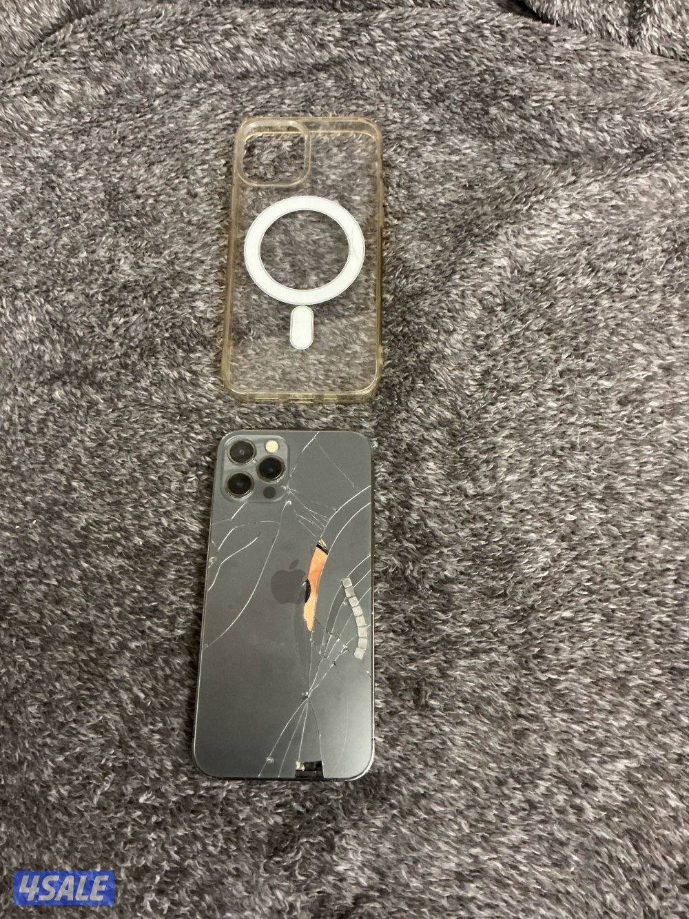 بيعه سريعه  استعمال خفيف  آيفون ١٢ برو1