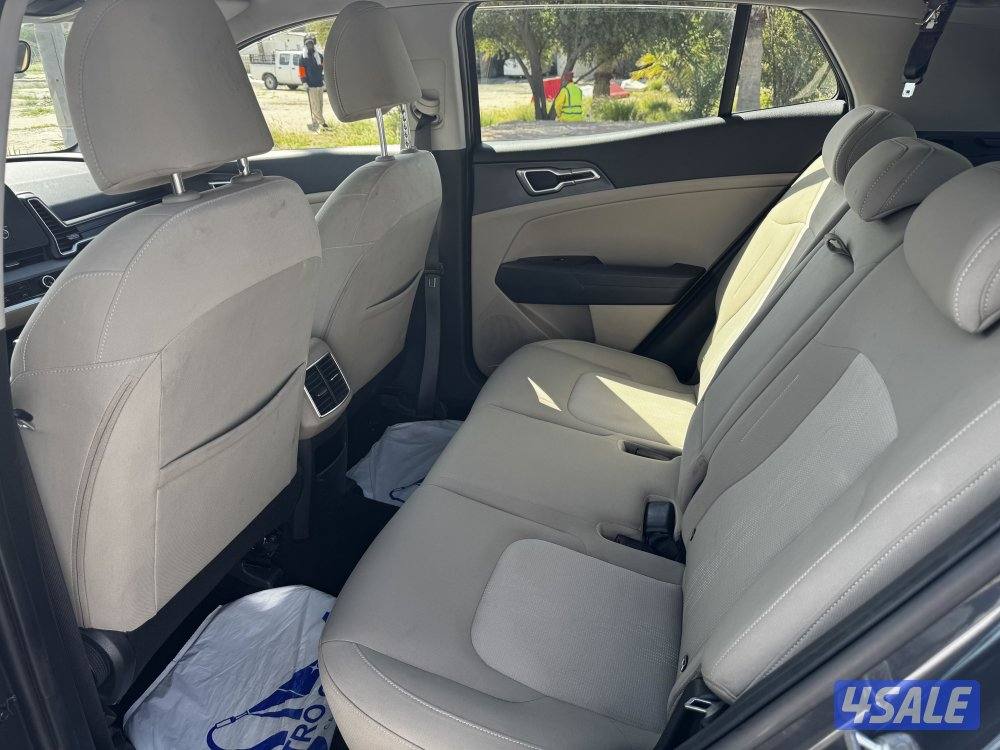 كيا سبورتاج موديل ٢٠٢٣ حجم المكينة 2000 داخلية بيج كامره صبغ قطعه وحده7