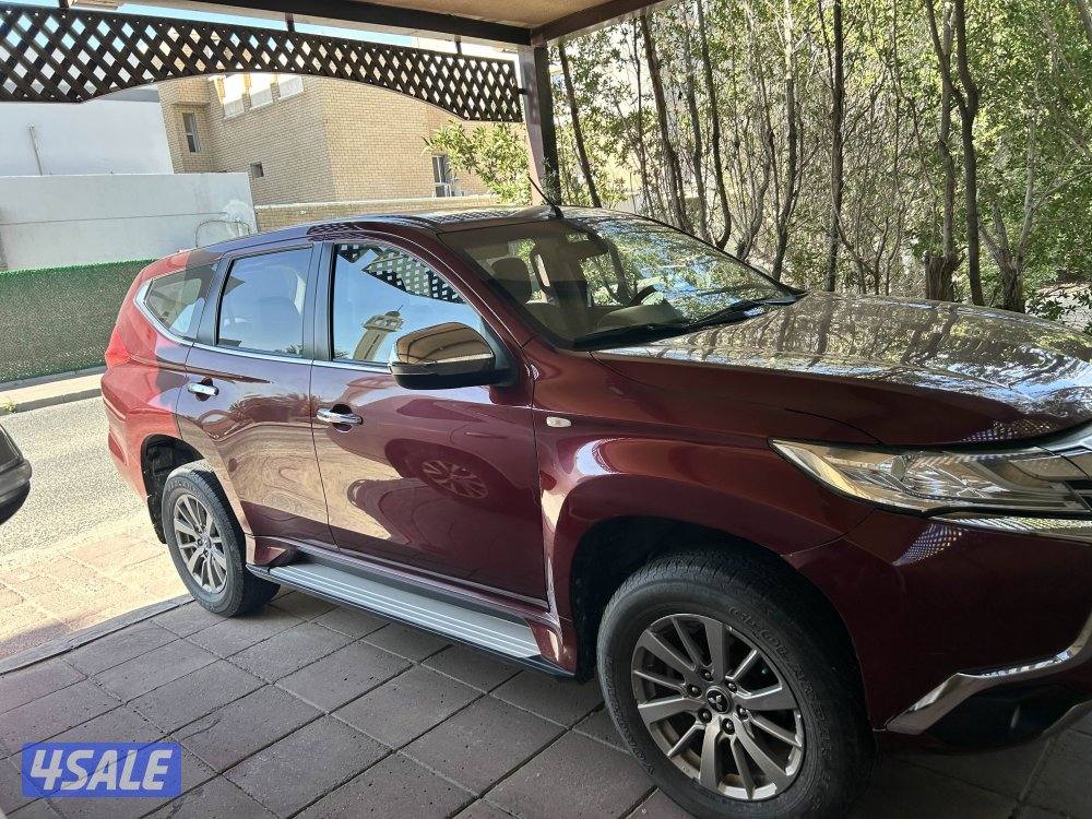 جيب ميتسوبيشي مونتيرو0