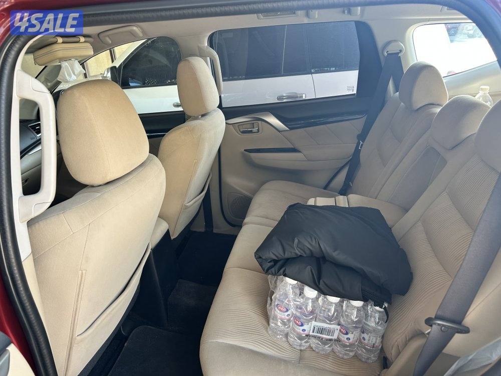 جيب ميتسوبيشي مونتيرو6