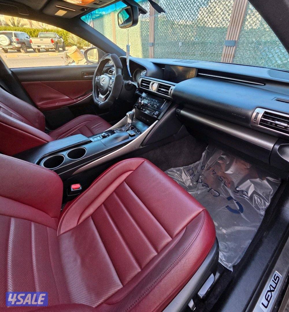 للبيع لكزس is250 F sport5