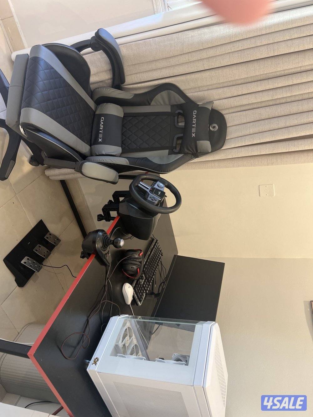 بيسي مع سماعه مع شاشه مع كرسي مع سكان ودواسه واذا تبي الطاوله تم0