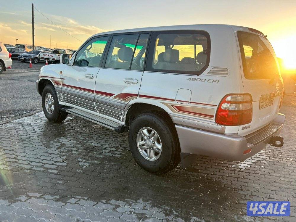تويوتا لاند كروزر GX.R -V6 موديل 2003 ماشى 569.000 k.m  وارد الساير .2