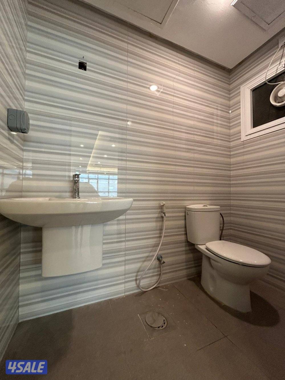 شقة في بنيد القار بإطلالة بحرية مميزة2