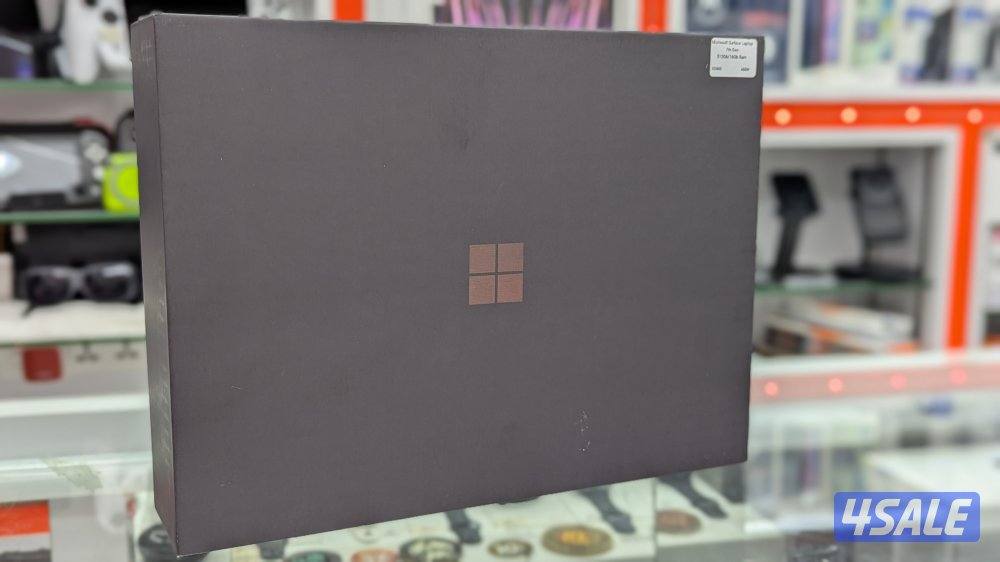 Microsoft  Surface laptop 7th Edition  / 16 GB ram / 512 GB SSD8