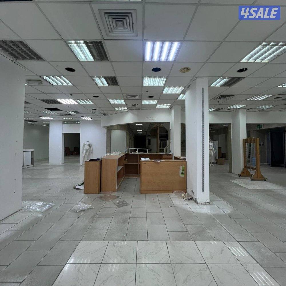 دور  كامل سرداب تجاري للإيجار في الفروانية0