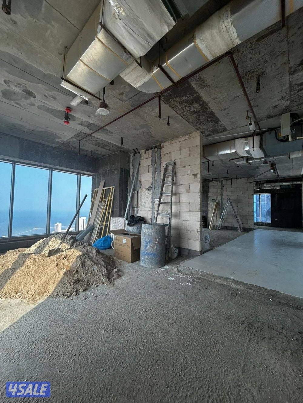 دور كامل تجاري مع فترة سماح  للإيجار في القبلة1