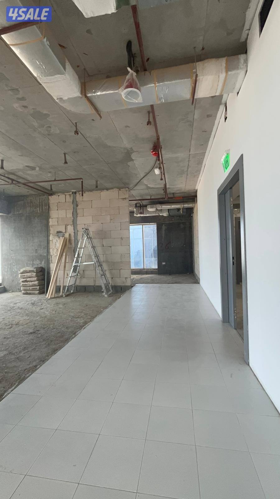 دور كامل تجاري مع فترة سماح  للإيجار في القبلة3