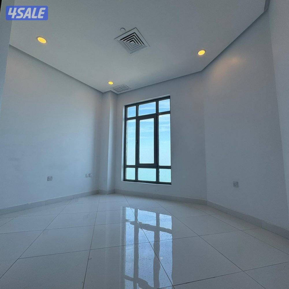 شقة إطلالة بحرية للإيجار في السالمية1