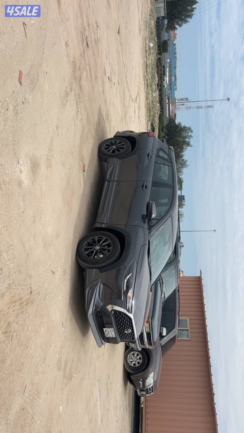 تو اليوم داخله سيرفس الاول السياره بحاله الوكاله من والى0