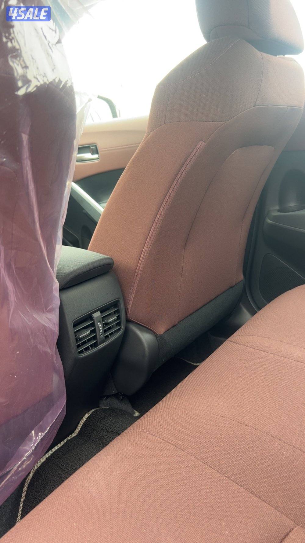 تو اليوم داخله سيرفس الاول السياره بحاله الوكاله من والى4