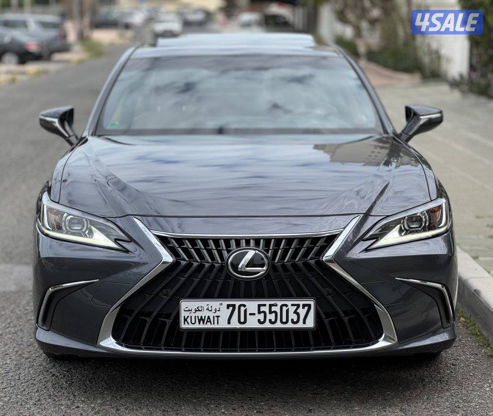 لكزس ES250 موديل 2023 عداد 44 تحت الكفالة وكالة الساير1
