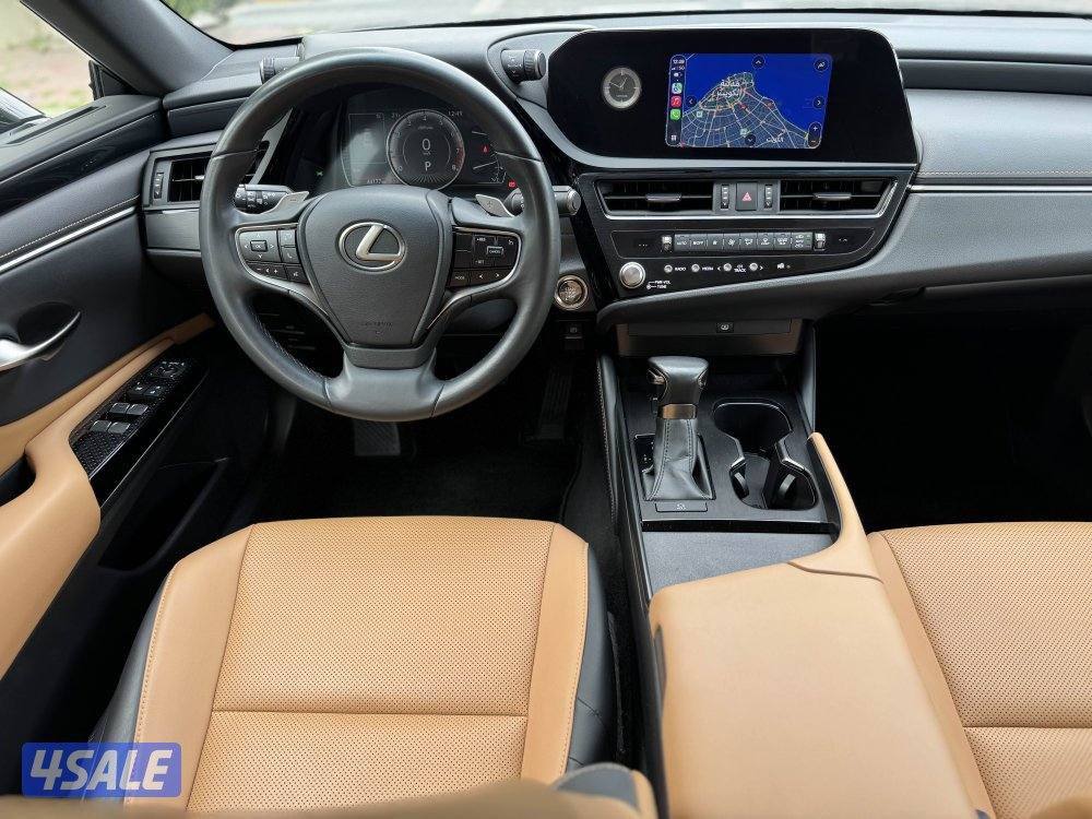 لكزس ES250 موديل 2023 عداد 44 تحت الكفالة وكالة الساير8